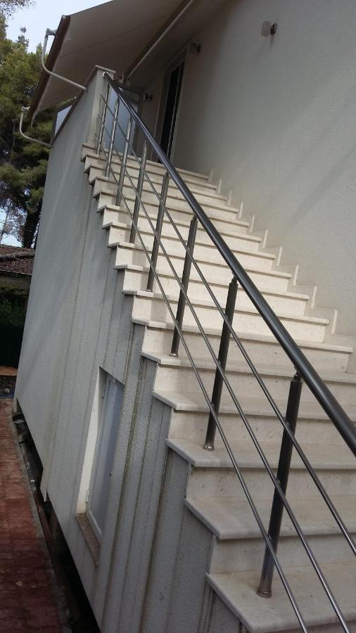 Villa Leyland Golem (Tirana) Exterior foto